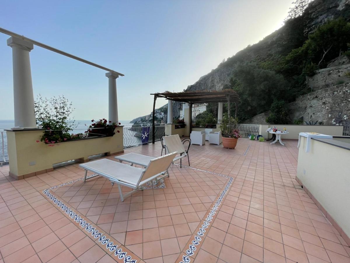 Apartments Amalfi Design Sea View Accessible By 250 Steps Экстерьер фото