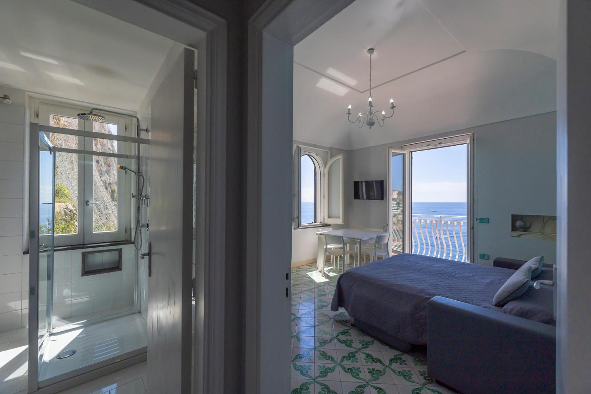 Apartments Amalfi Design Sea View Accessible By 250 Steps Экстерьер фото