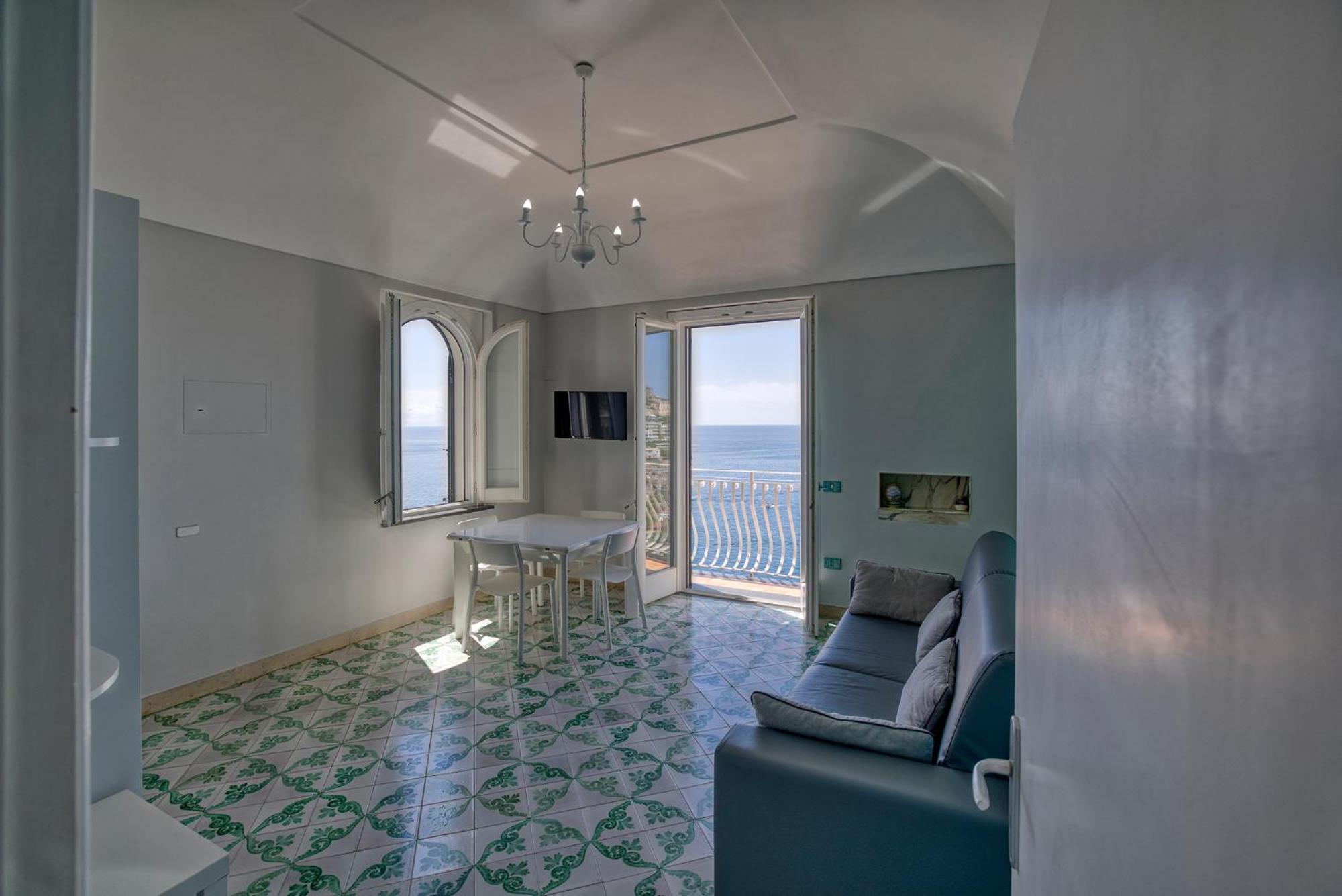 Apartments Amalfi Design Sea View Accessible By 250 Steps Экстерьер фото