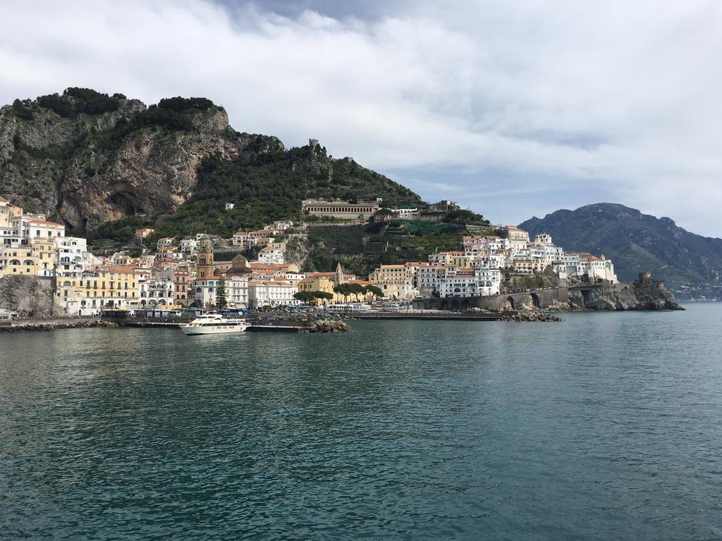 Apartments Amalfi Design Sea View Accessible By 250 Steps Экстерьер фото